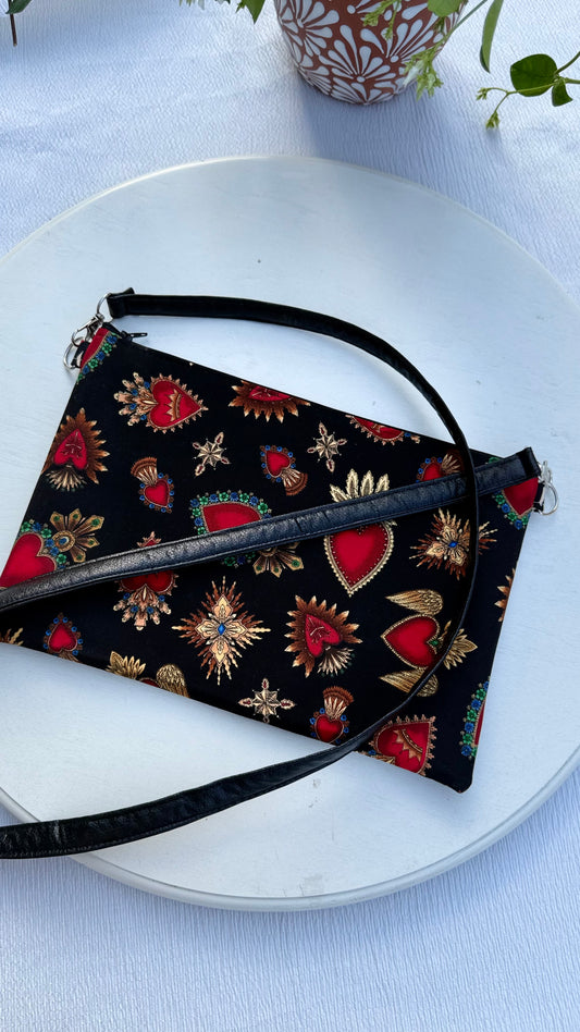 Sacred HeartsZipper Bag (red)