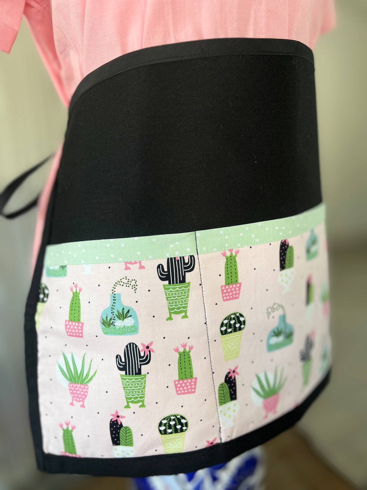 Garden of succulents Multipurpose Apron
