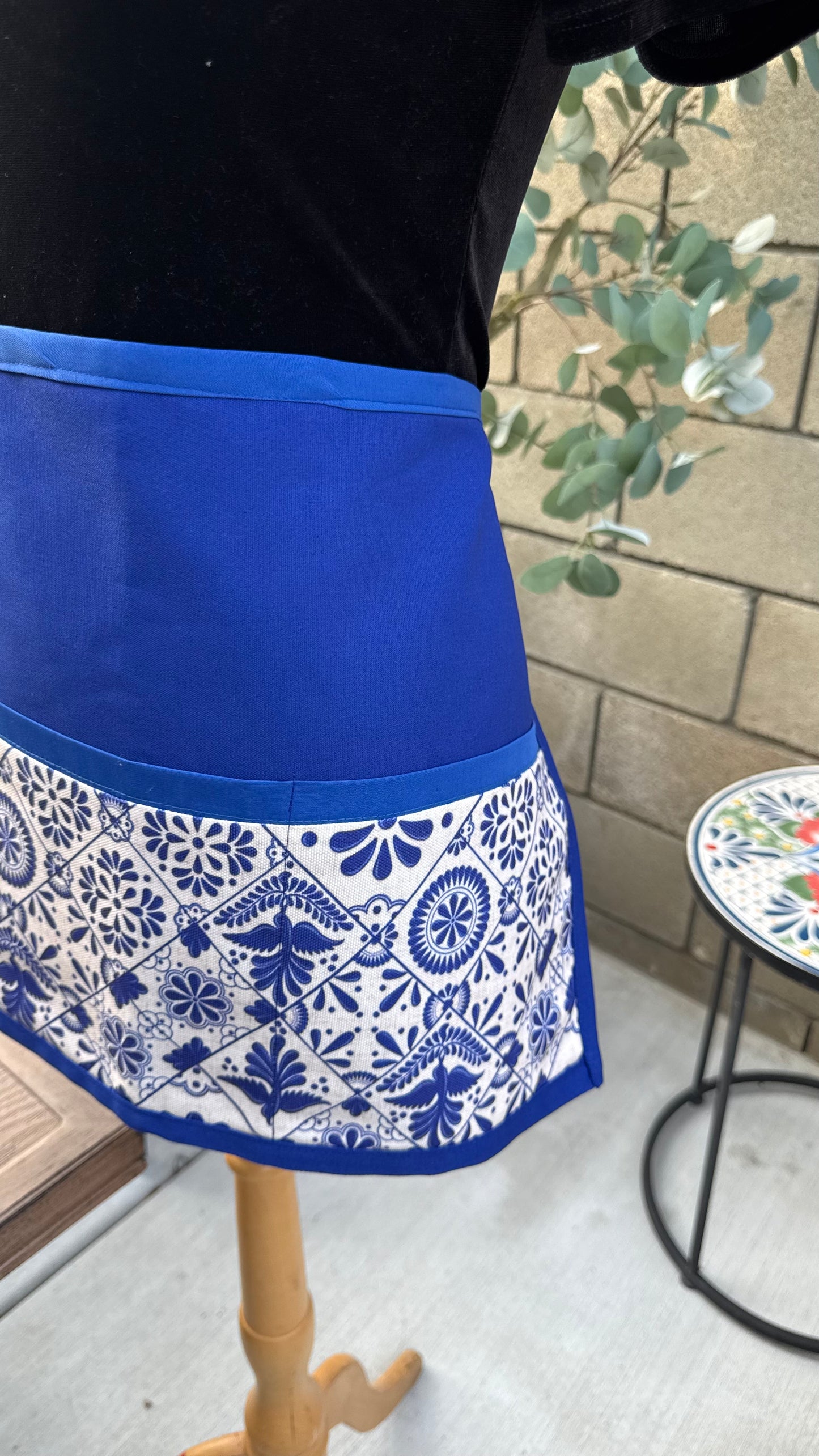 Talavera - Multipurpose Apron (blue)