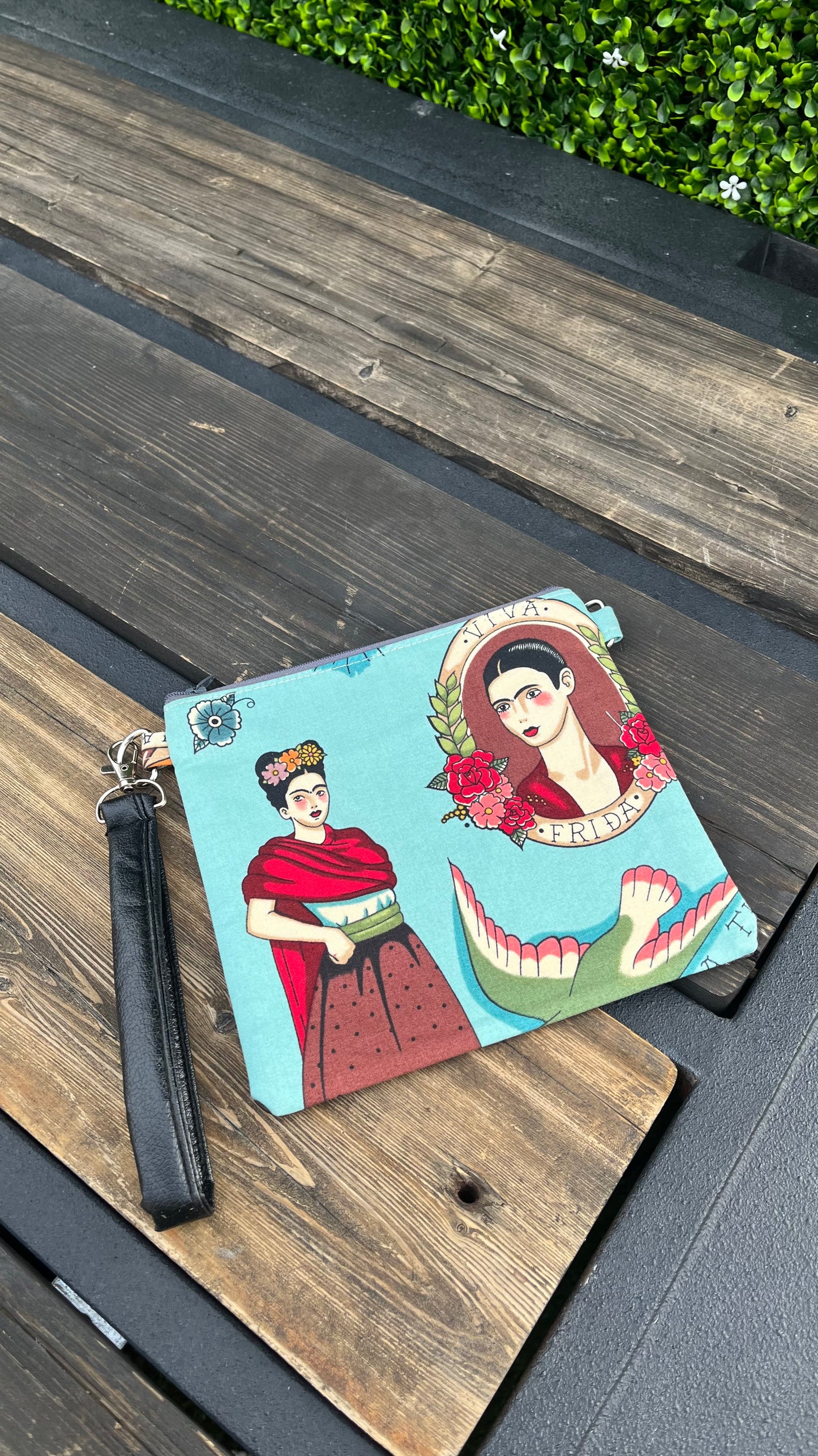 Viva Frida Zipper Bag (blue)