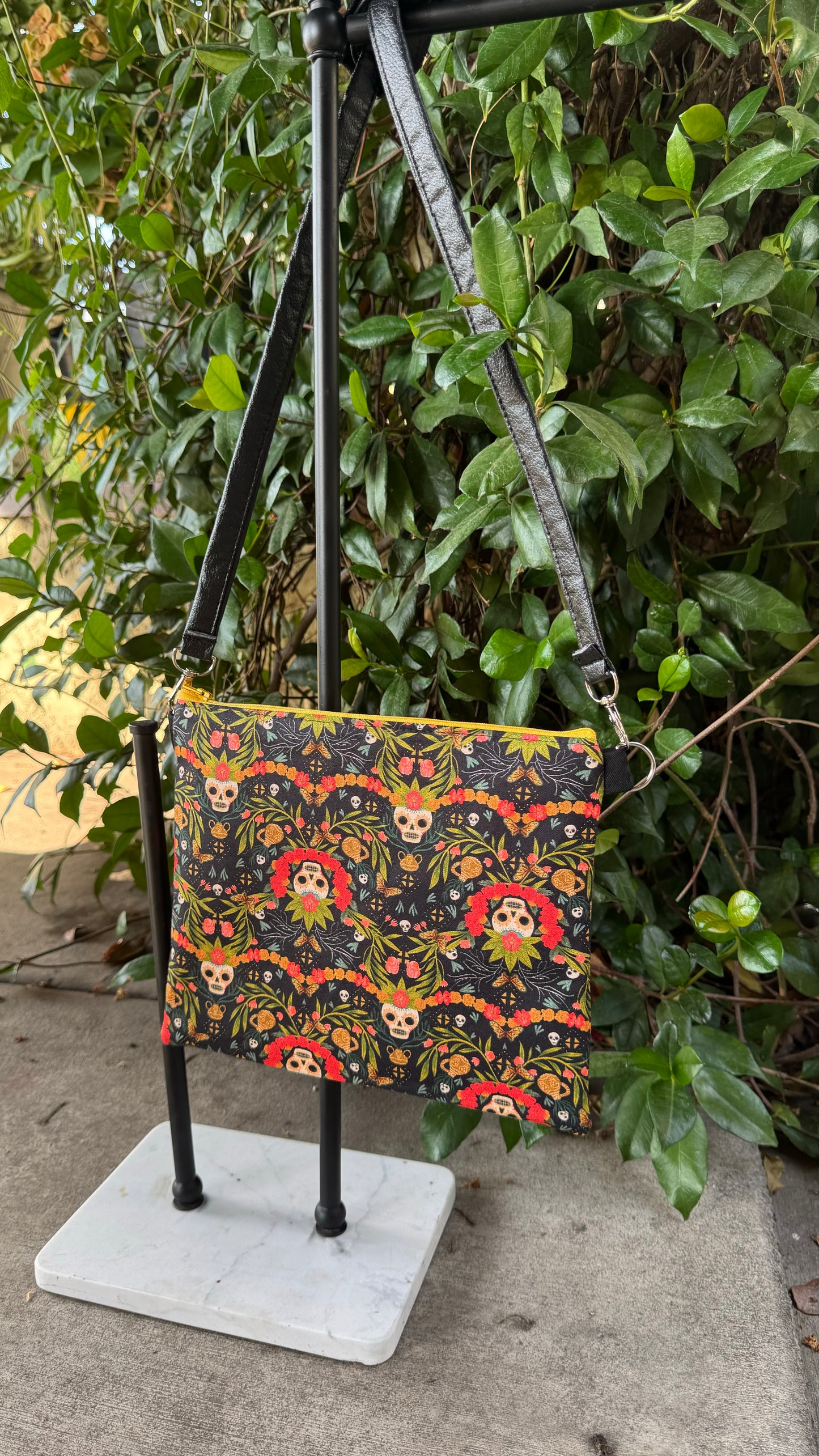 Calaveras y Cempasuchitl Zipper Bag