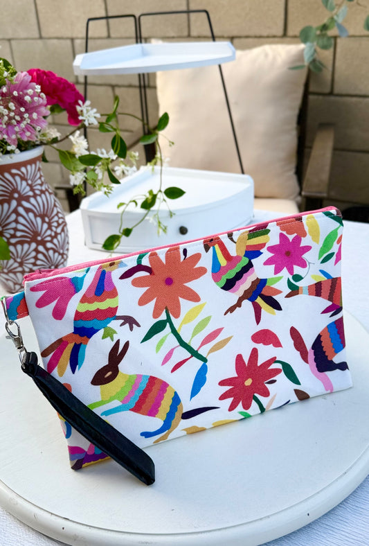 Clutch - Otomi Zipper Bag