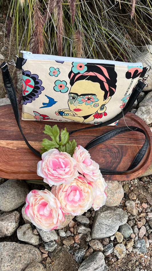 Frida Zipper Bag (beige)