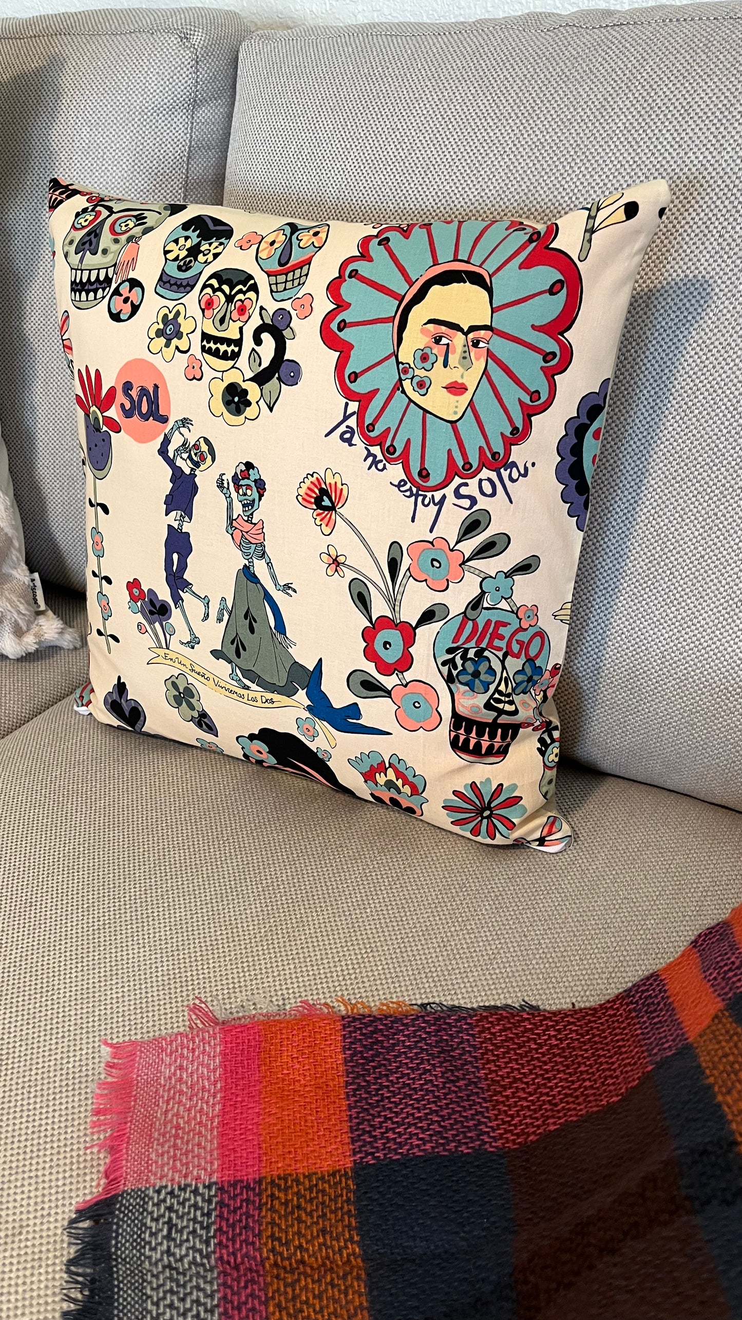 Frida Decorative Pillow Sleeve (Beige)