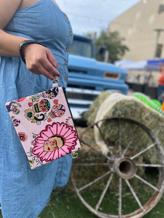 Frida “Ya no estoy sola” Zipper Bag (pink)