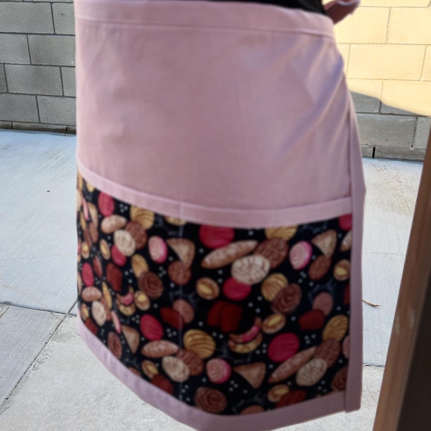 Pan Dulce - Multipurpose Apron (pink)