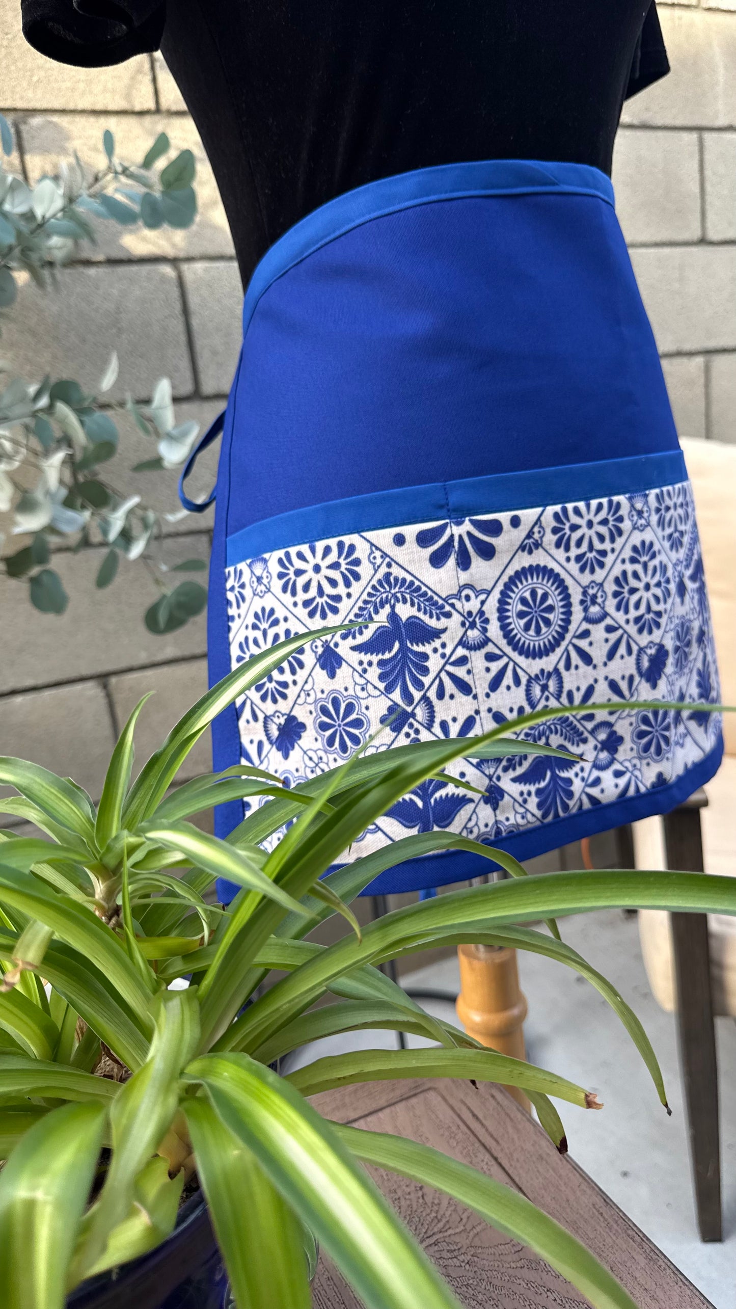 Talavera - Multipurpose Apron (blue)
