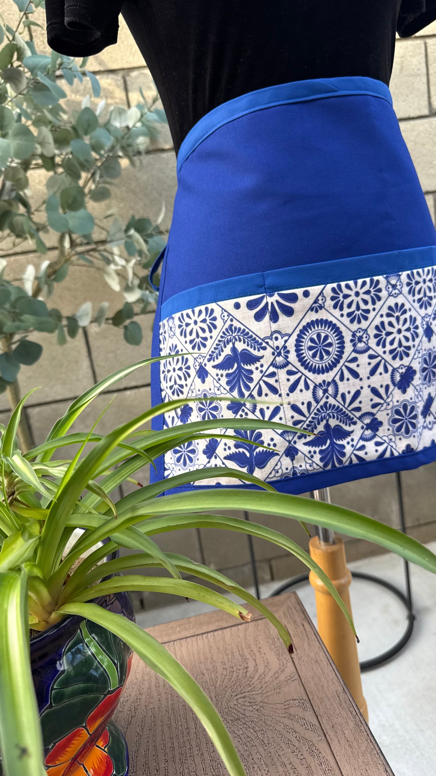 Talavera - Multipurpose Apron (blue)