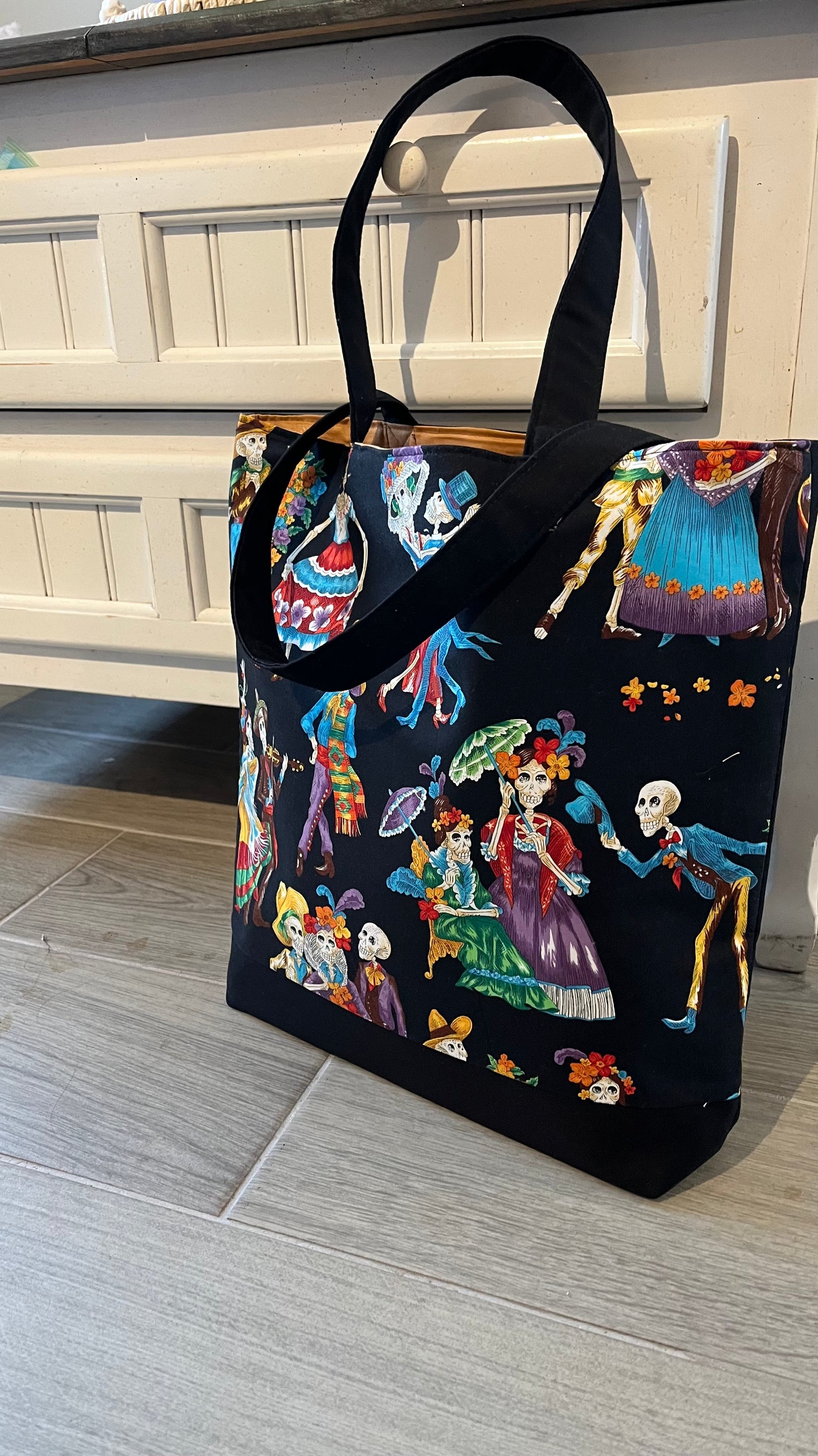 Paseo de Calaveras Tote bag - (Black)