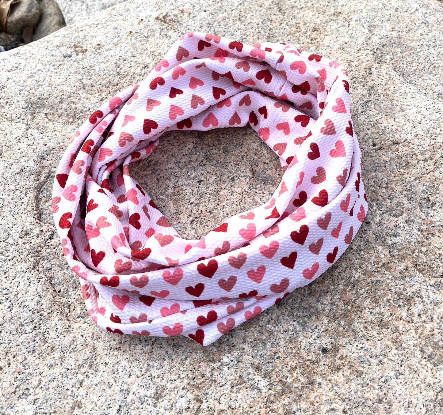 Hearts Infinity Scarf (off white)