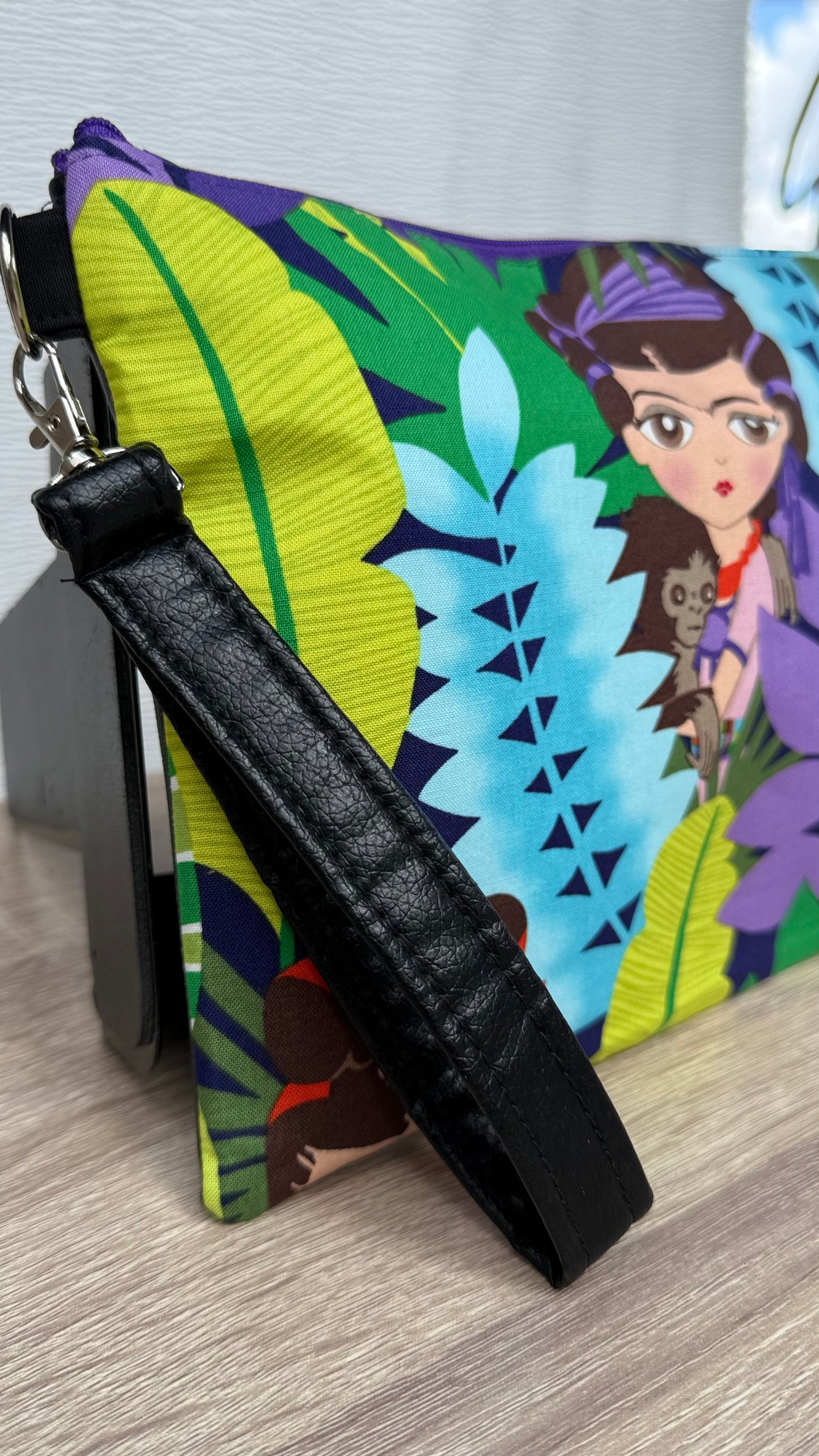 Fridita in the jungle Zipper Bag