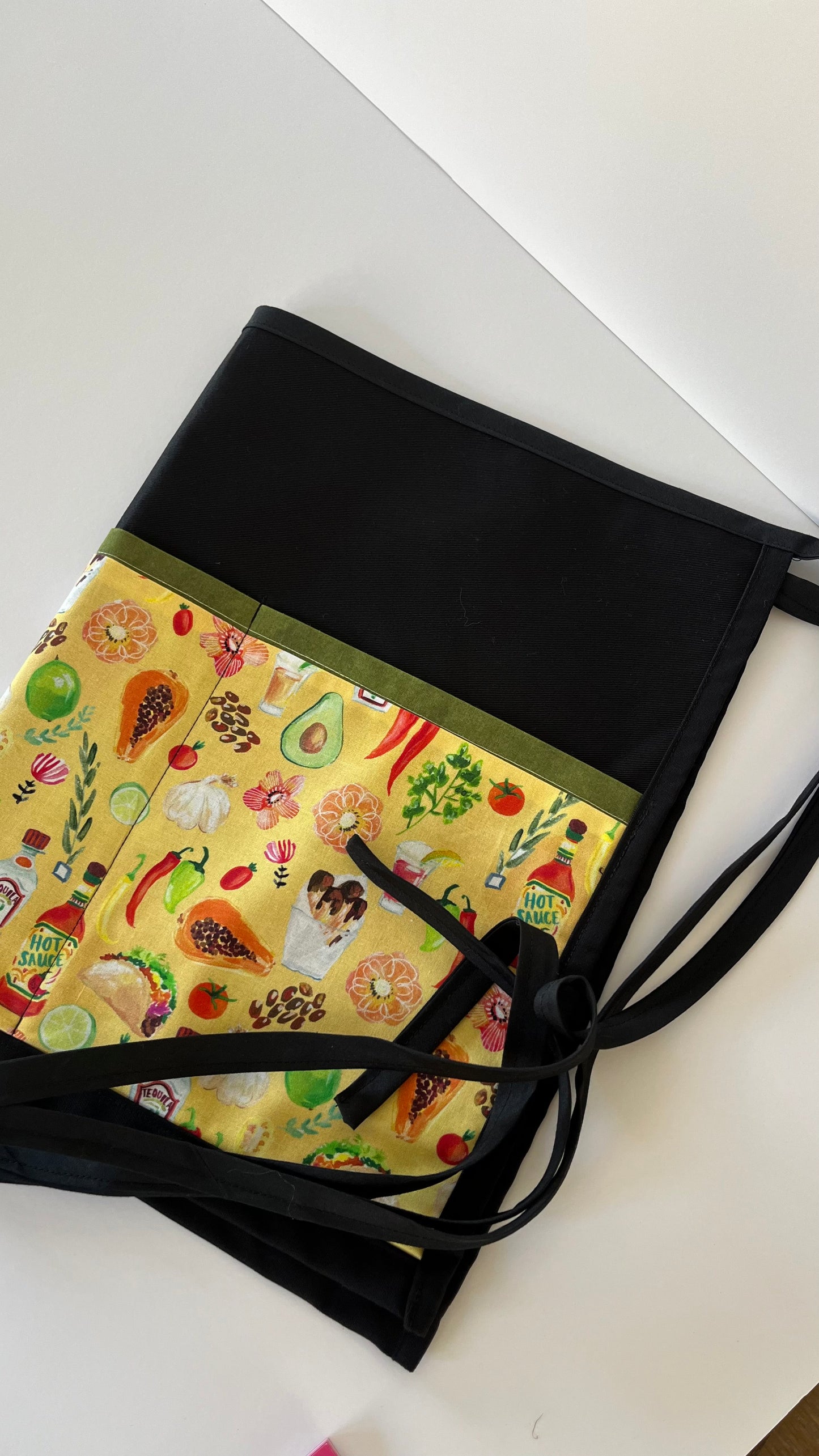Multipurpose Apron - Mi cocina