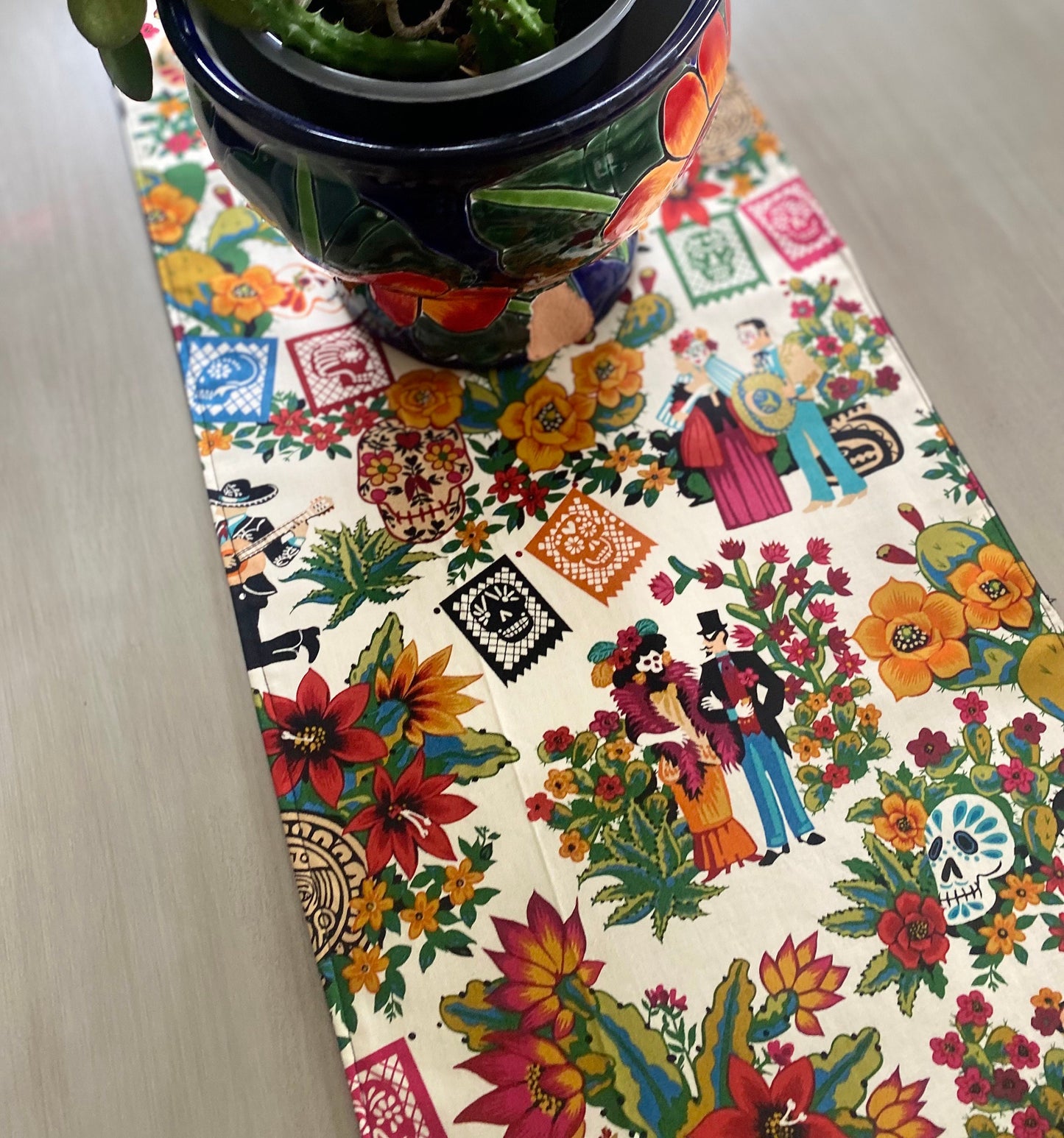 Mexico Lindo Table Runner