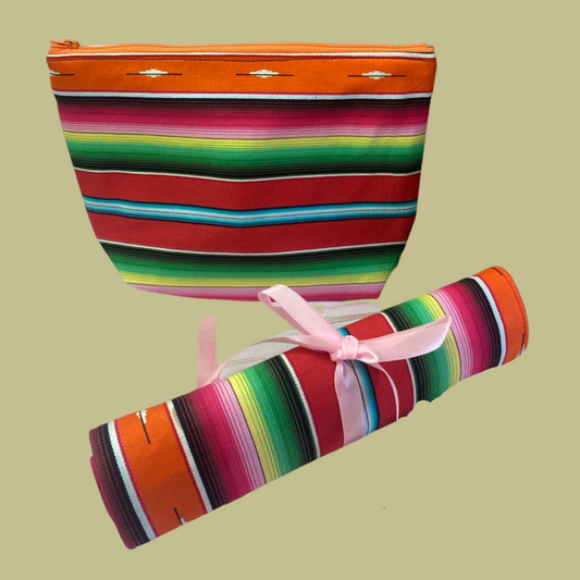 Sarape  brush roll and makeup bag (Red)